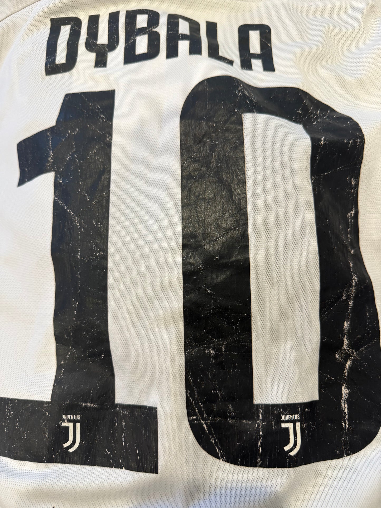 Official Juventus 2018/19 Home Jersey – #10 Paulo Dybala – Size Medium