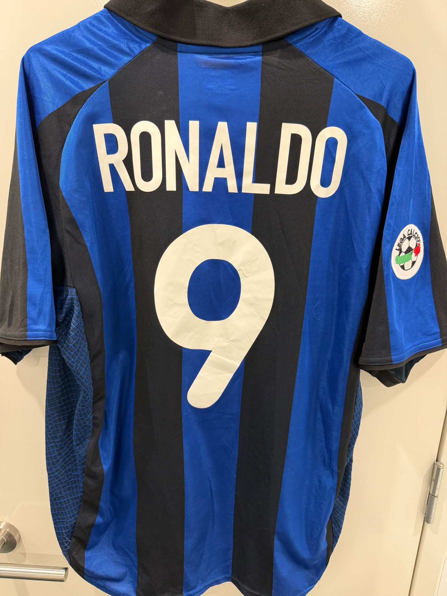 Vintage 2001-02 Inter Milan Home Jersey – Ronaldo #9 | Nike Japan Authentic Retro Shirt