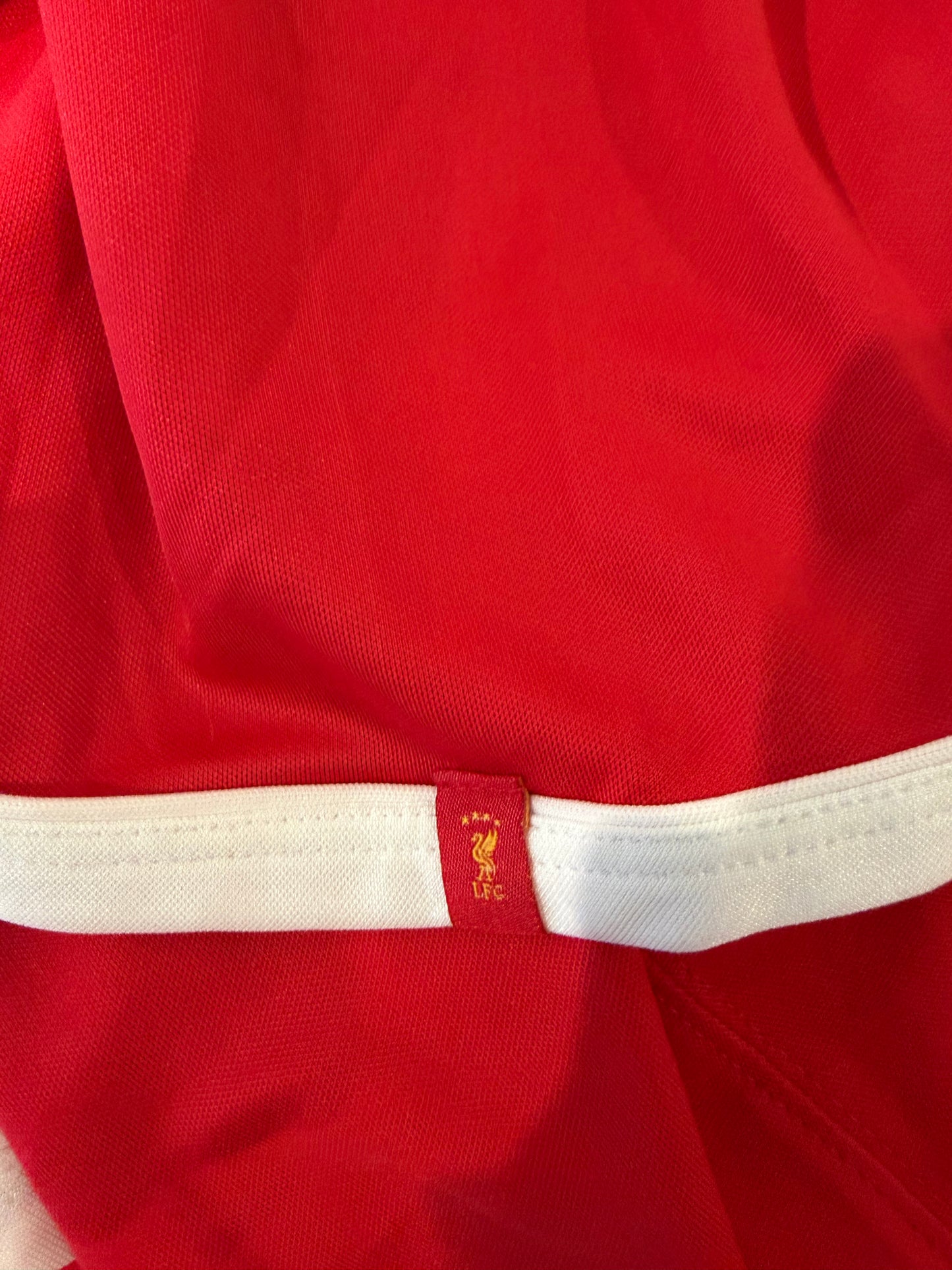 Liverpool 2001/2003 European home- Owen #10 size L