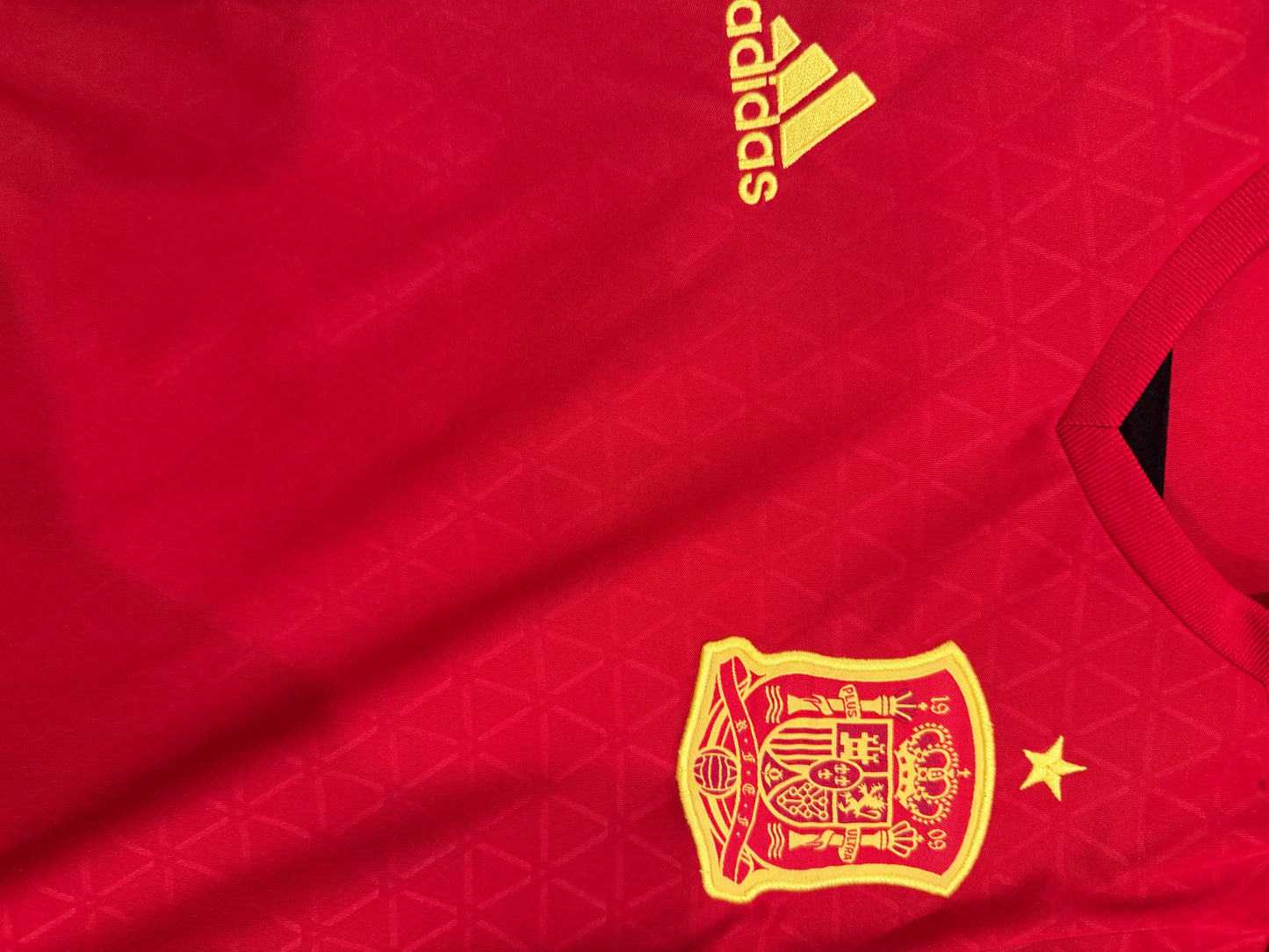 Spain 2016-17 Home Jersey S